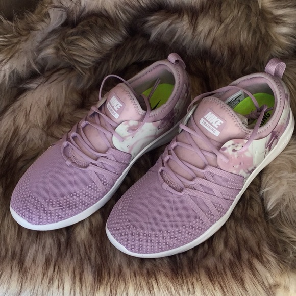 NWT Women Nike Free TR 7 Plum Fog - Picture 2 of 7